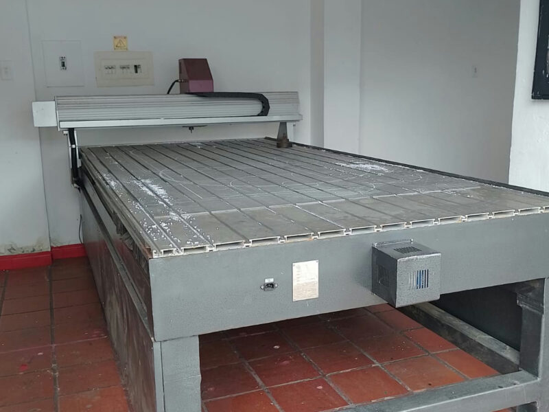 Taladro CNC Router DGS TORNADO KX1325 | Corte y Grabado de Precisión | Medellín