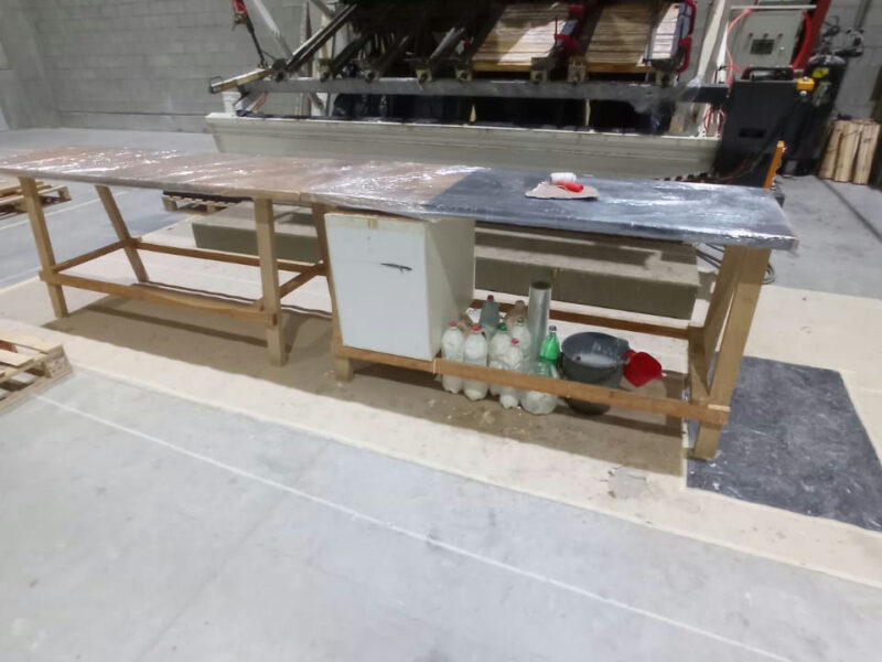 Prensa para tableros de madera en Colombia
