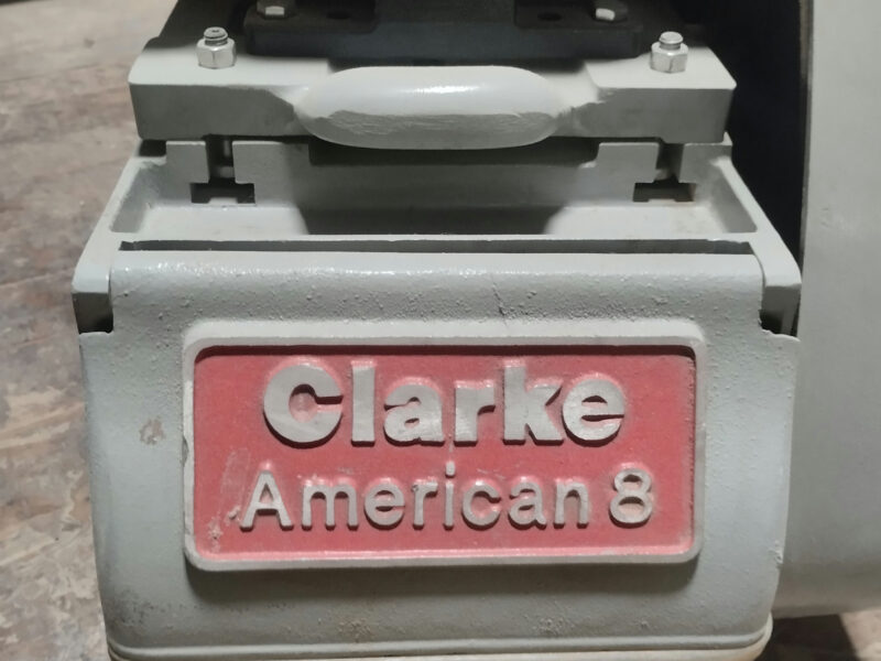 Maquina para lijar pisos Clarke American 8