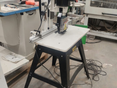 Embisagradora HI-3500 Holy Wood – Precisión y eficiencia para tu taller