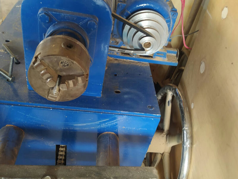 Torno para madera usado