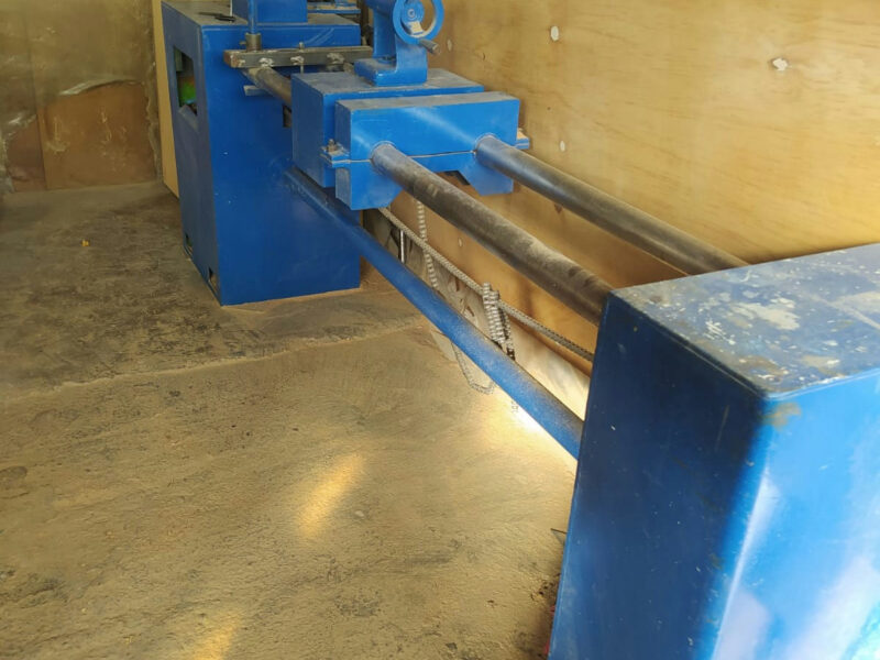 Torno para madera usado