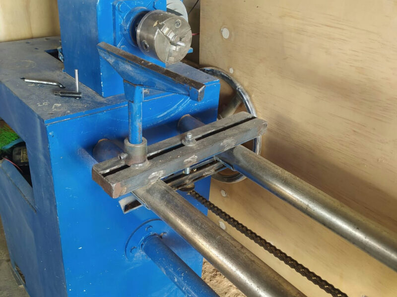 Torno para madera usado