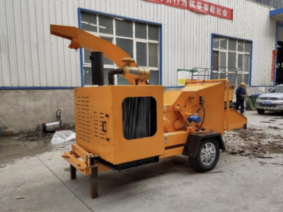 CHIPPER ASTILLADORA PORTATIL CON MOTOR A COMBUSTIBLE MODELO TWC570