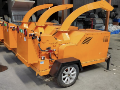 CHIPPER ASTILLADORA PORTÁTIL CON MOTOR A COMBUSTIBLE MODELO TWC270