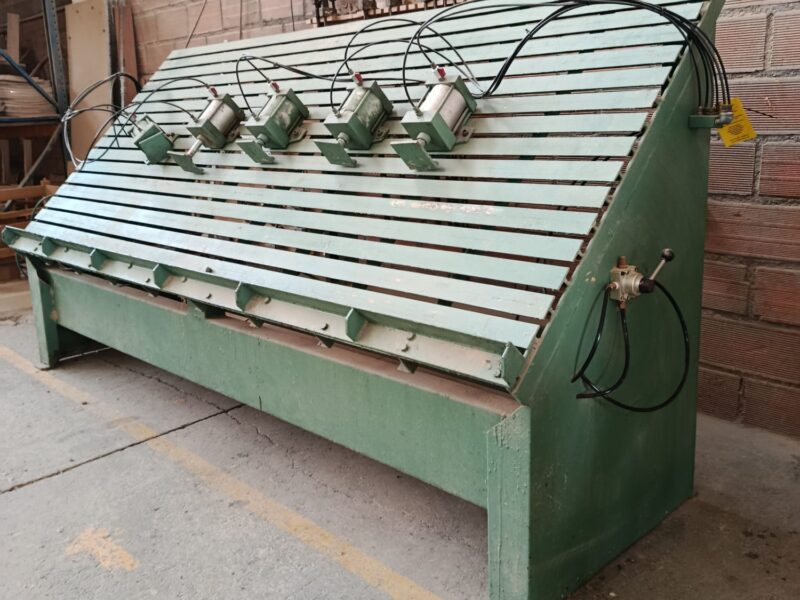 PRENSA NEUMÁTICA PARA MUEBLES