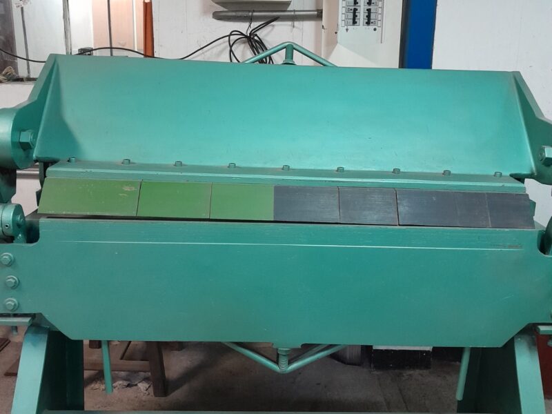 PLANTA CON EQUIPOS DE CARPINTERÍA Y EQUIPOS DE METALMECANICA